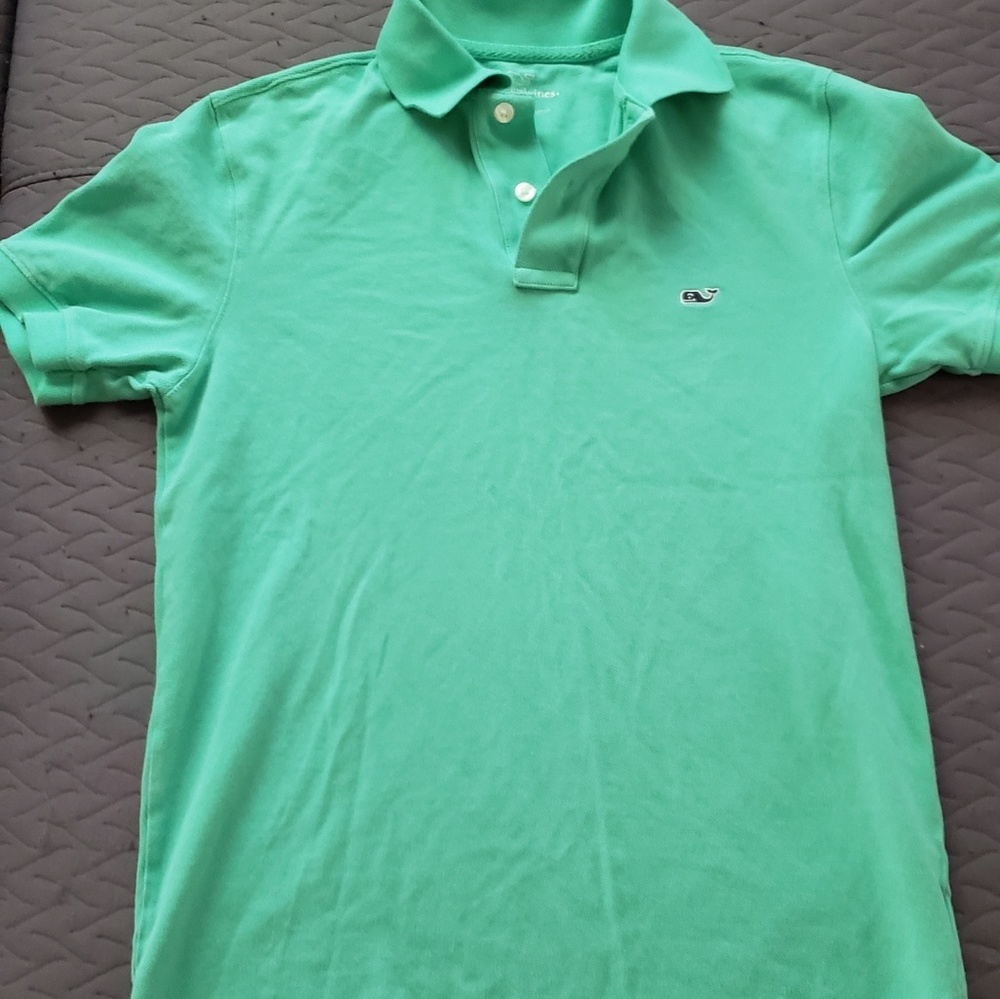 Vineyard vines